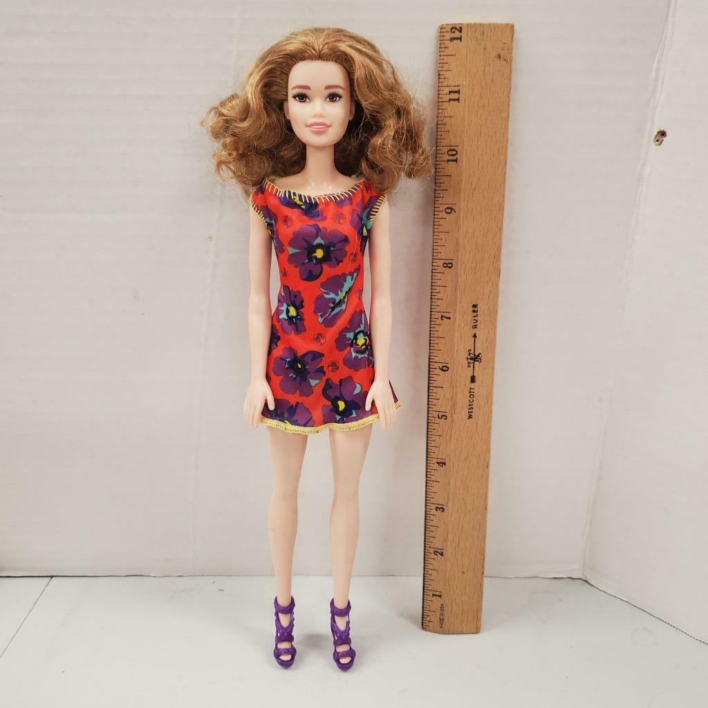 Barbie Fashionistas Doll Chic Caucasian Or Biracial Brunette Christie 2018 Cute!